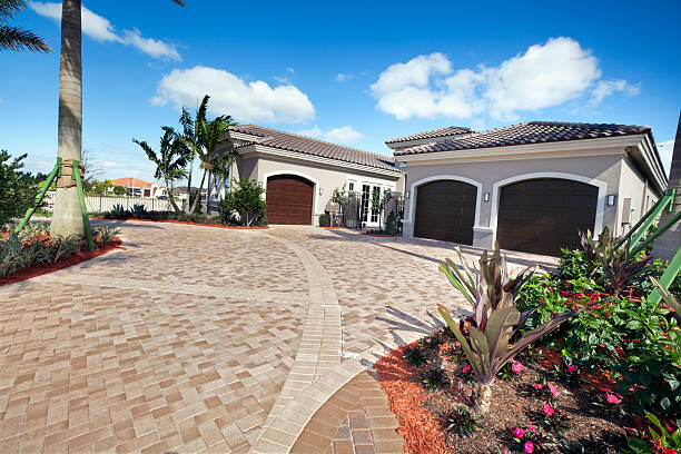 Best Driveway Pavers Near Me  in Windsor, IL